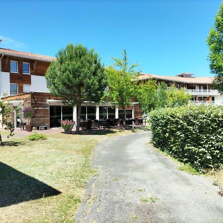 Villa Rose De Mons - Residence Services Senior La Brede Bagian luar foto