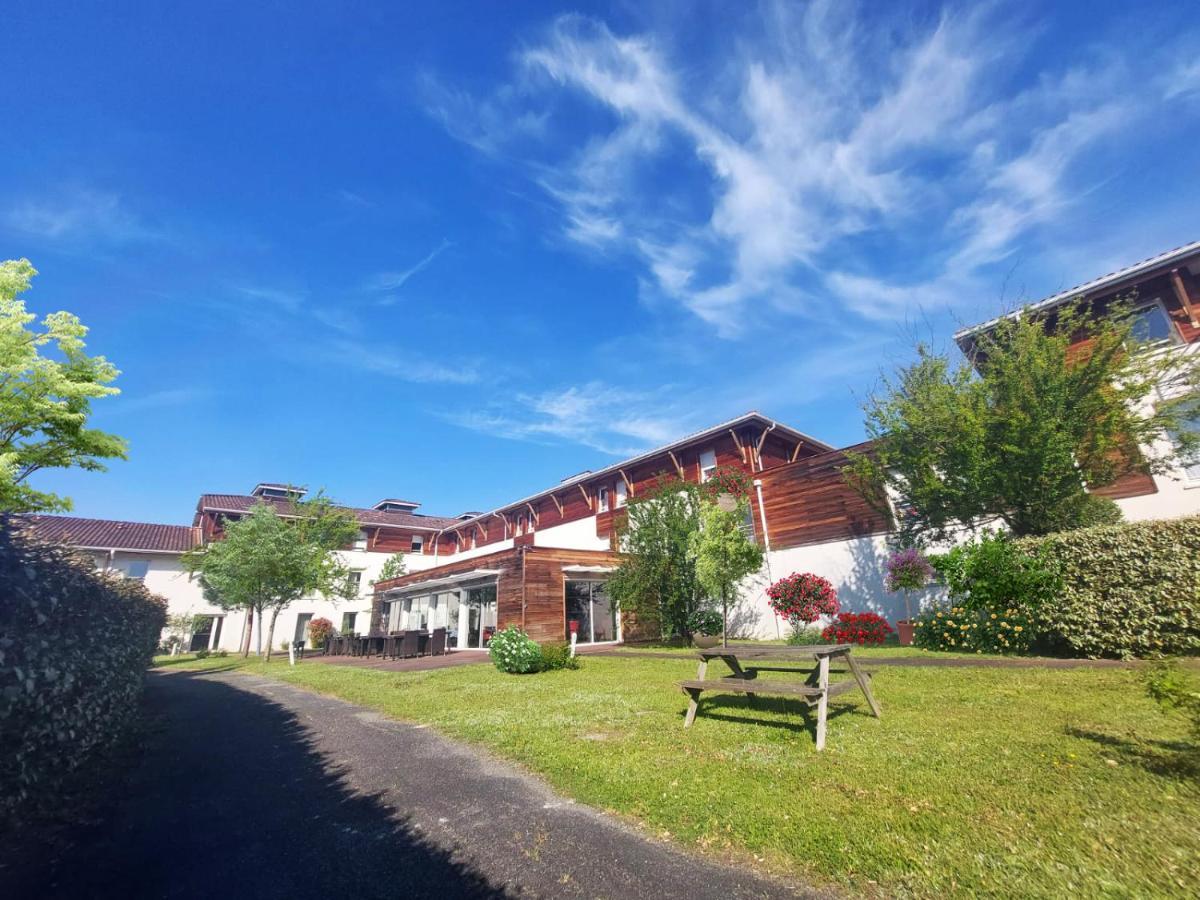 Villa Rose De Mons - Residence Services Senior La Brede Bagian luar foto