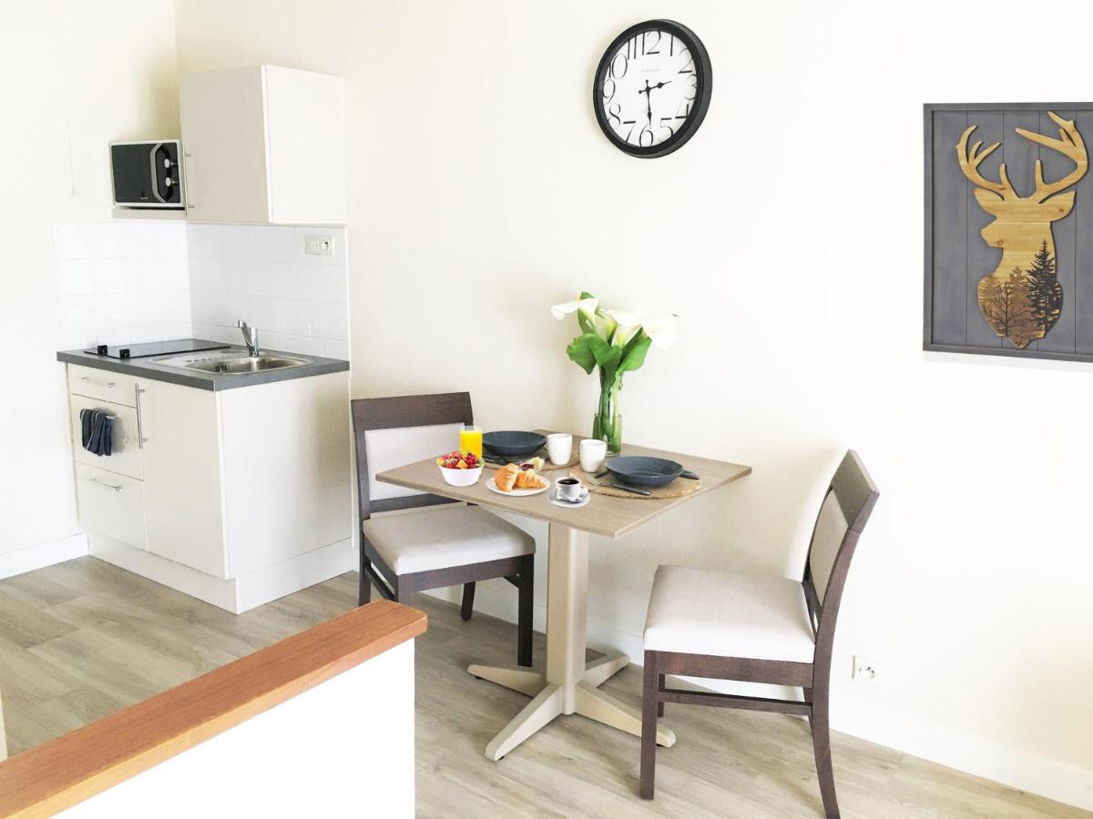 Villa Rose De Mons - Residence Services Senior La Brede Bagian luar foto